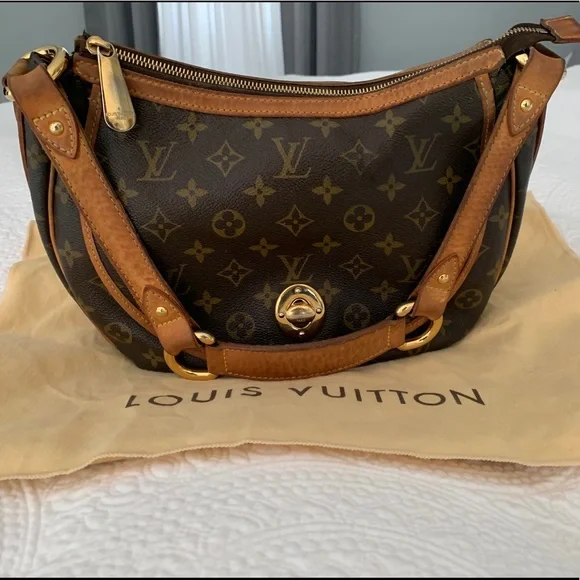 Authentic Louis Vuitton Tulum PM - Picture 5 of 17